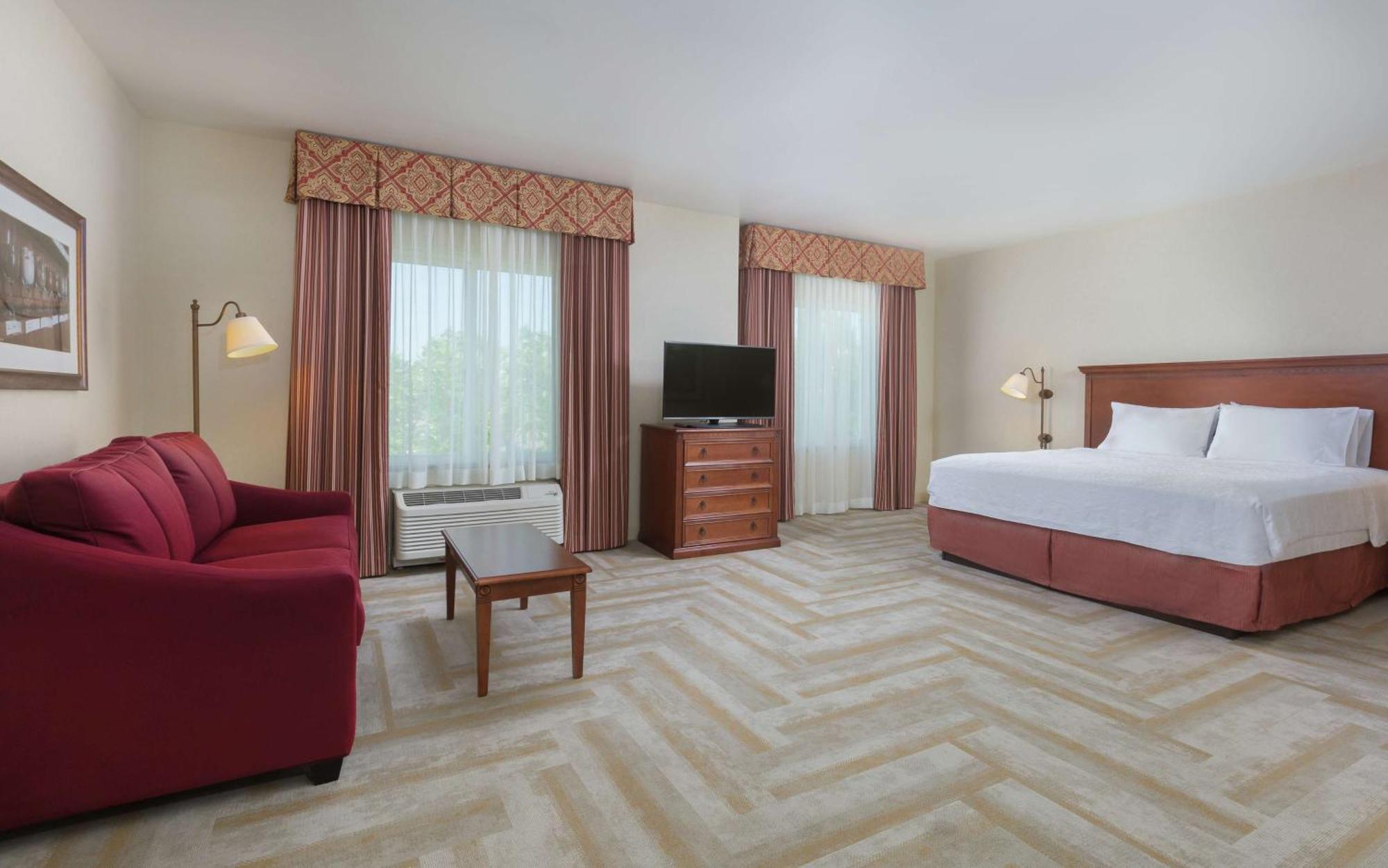 Hampton Inn & Suites Лоди Екстериор снимка